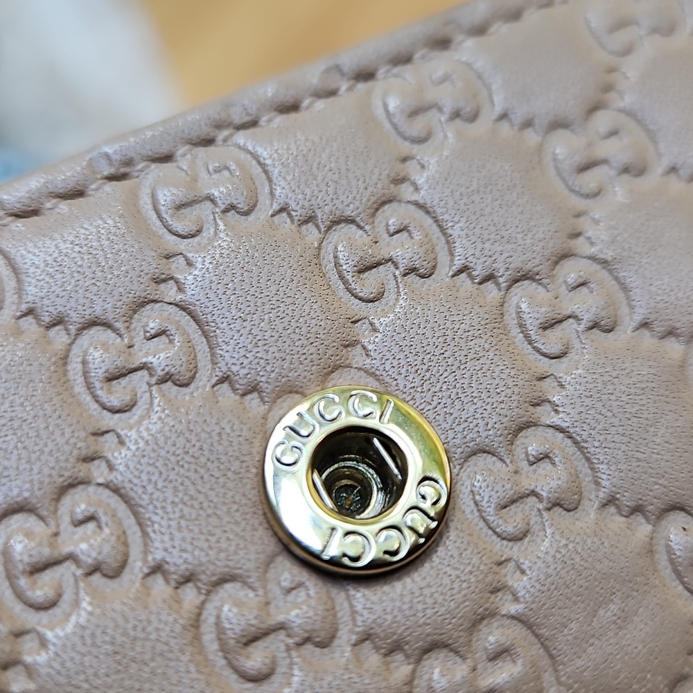 GUCCI GG Micro Guccissima Leather Compact Zip Around Wallet Nude Color - Picture 12 of 16